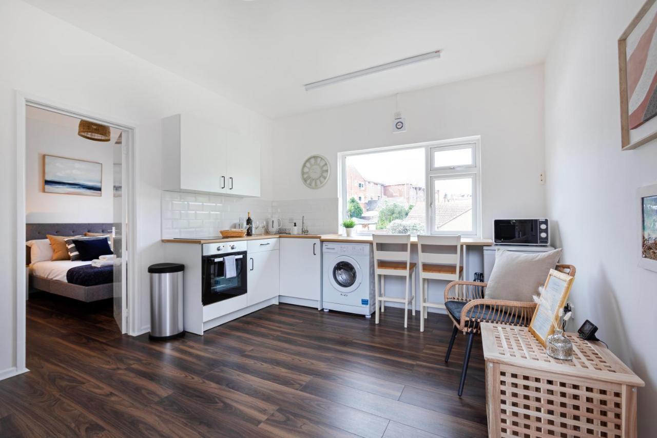 Modern 1-Bedroom Apartment, Beach 5-Min Walk, Free Parking Weymouth Luaran gambar